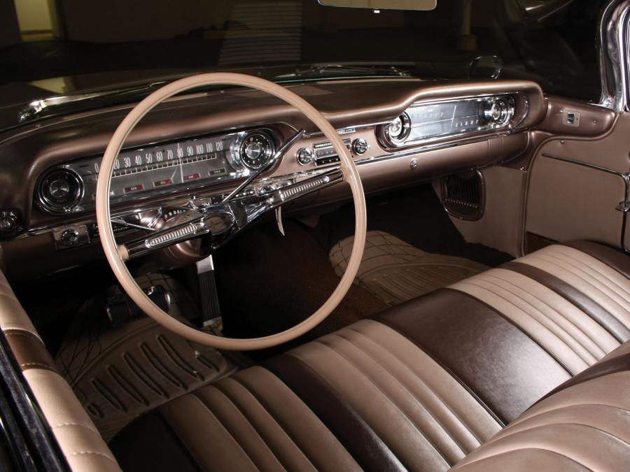  Oldsmobile 98 2-Door Holiday Hardtop 1960 года  (фото 3 из 7)